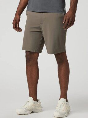 Vuori Fleet Chino Shorts 8.5" Athletic Stretch Travel Performance Mens XXL